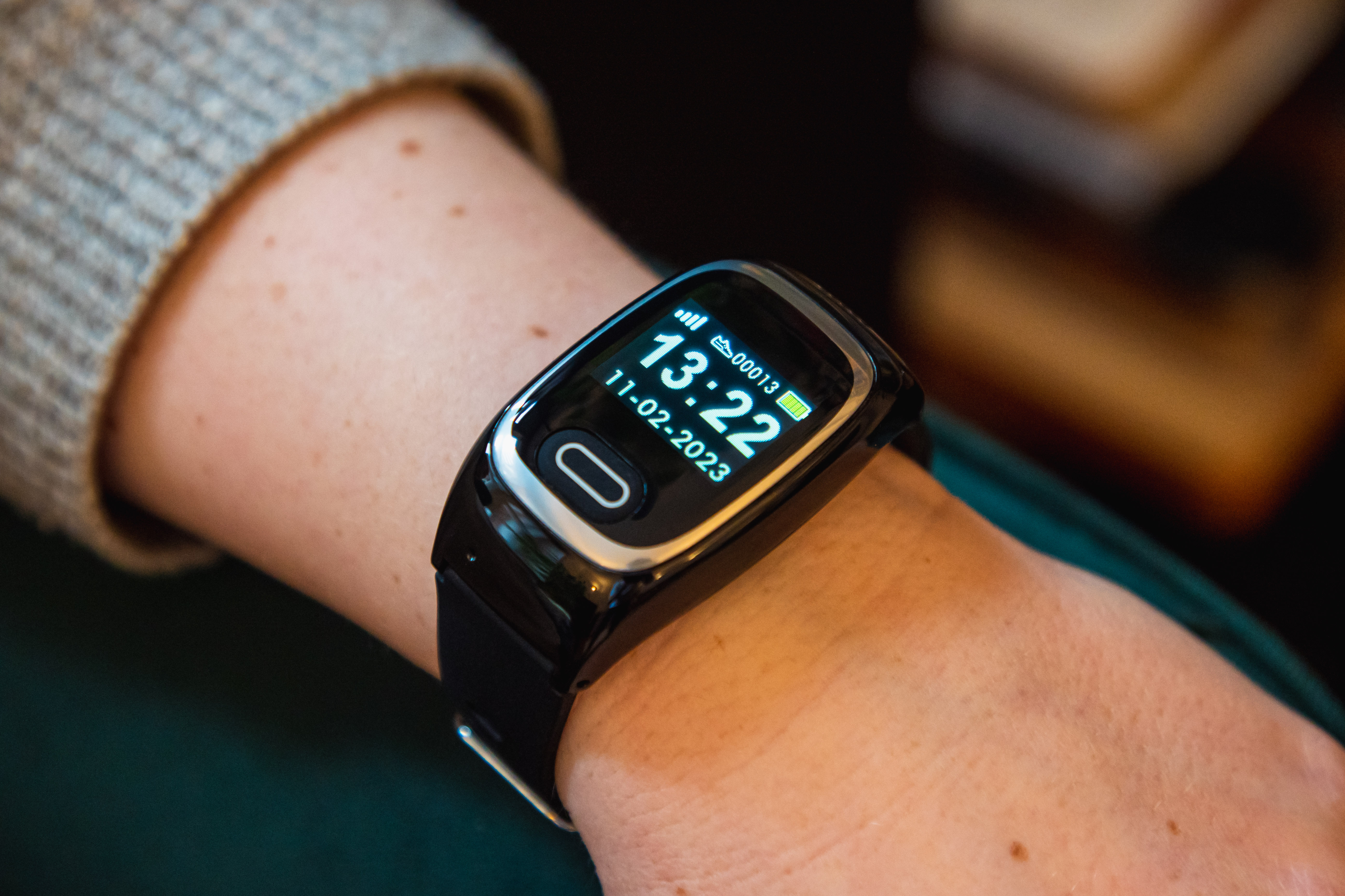 Omron's smartwatch blood pressure monitor cleared by FDA, launches in  January | MobiHealthNews